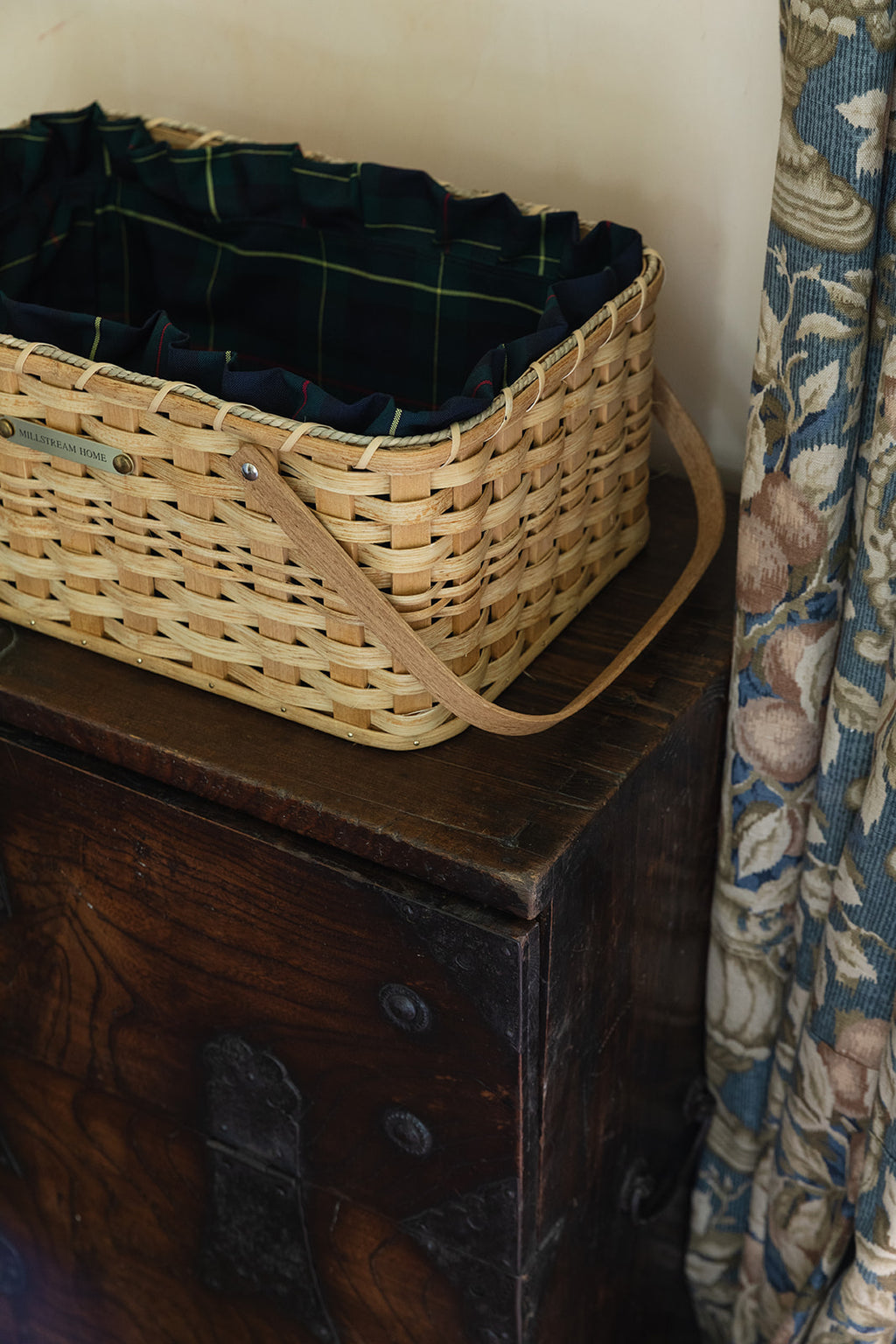 The Tartan Basket Liner