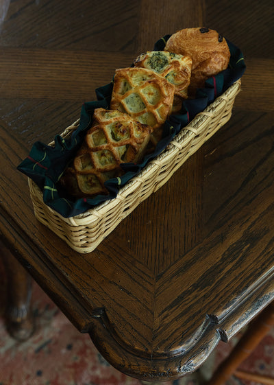 The Tartan Basket Liner