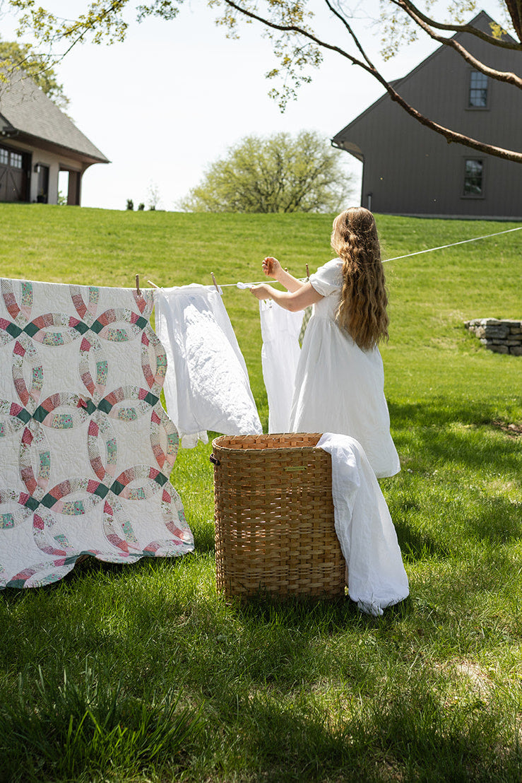 Mama's Basket Hamper