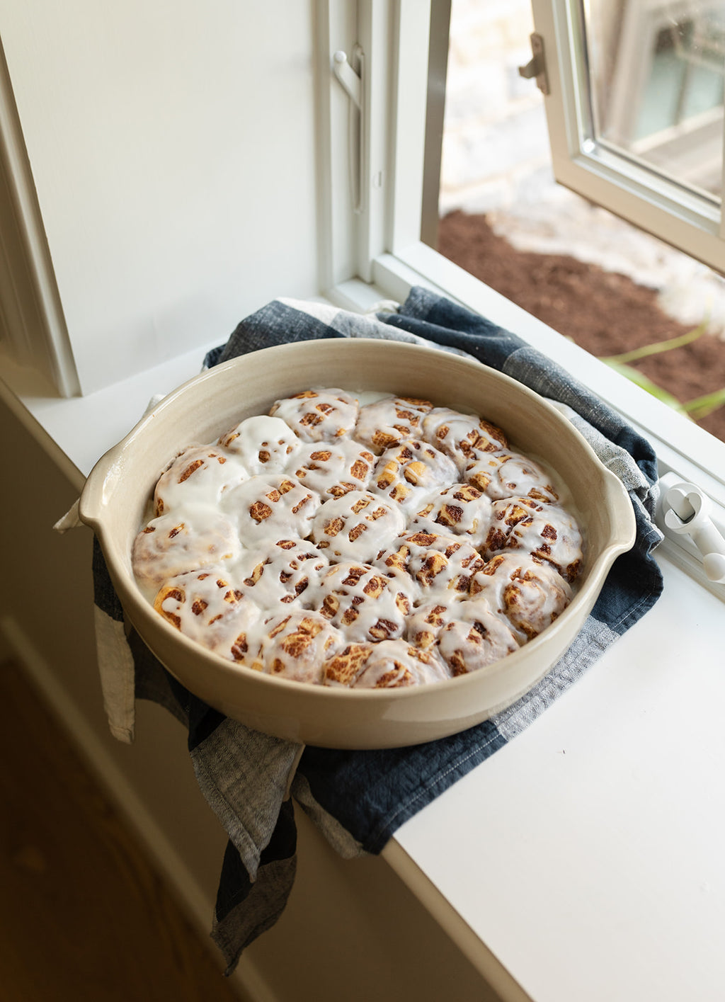 The Stoneware Bake Dish