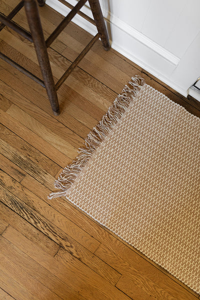 The Hand-Loomed Cotton Rug