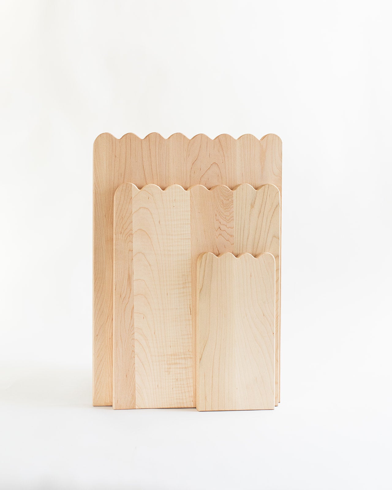 The Scalloped Cutting Board