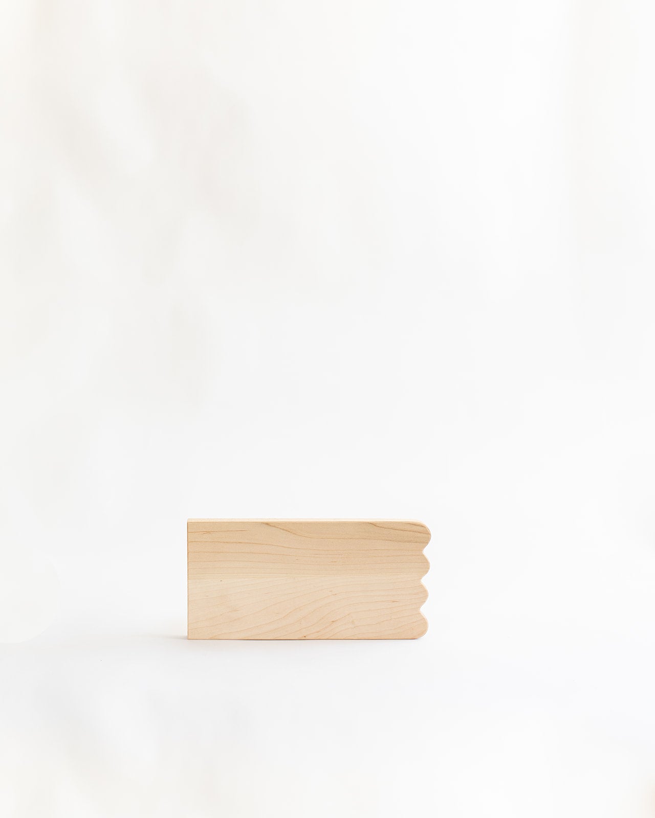 The Scalloped Cutting Board