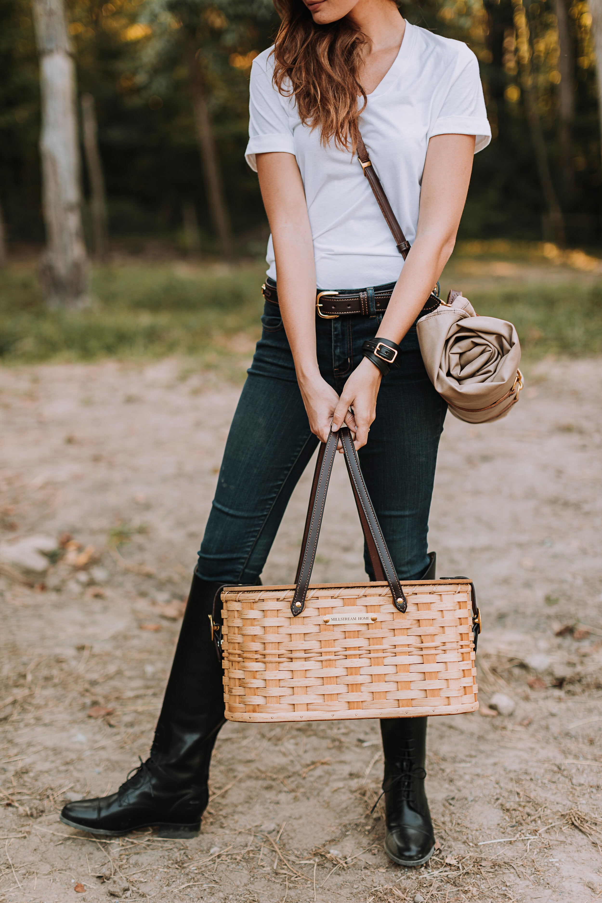 The Leather Blanket Carrier