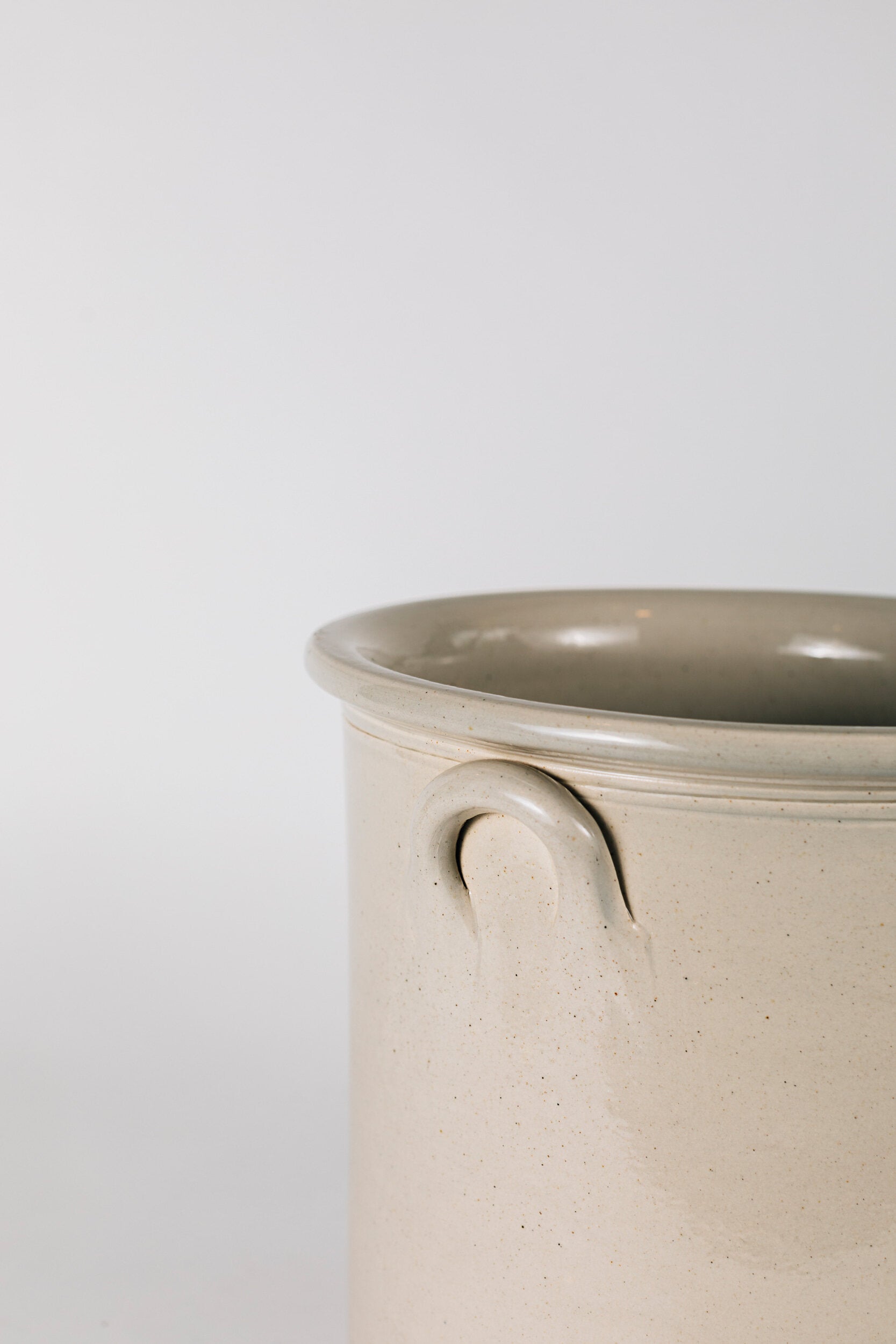 The XL Crock Up Close